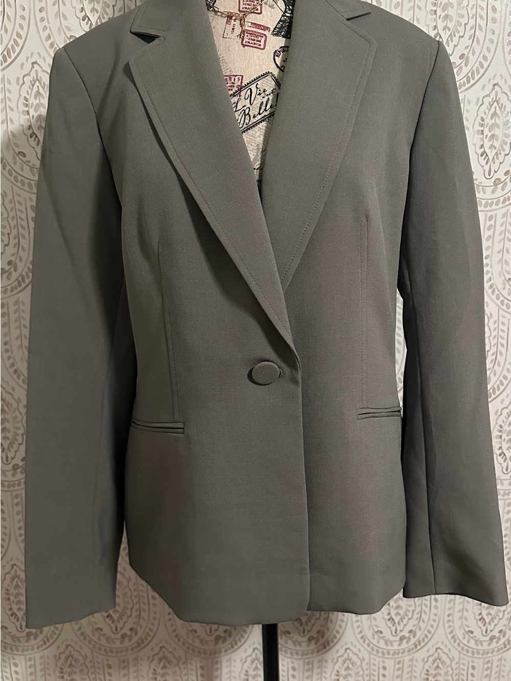 Le Suit Gray Single-Button Women's Blazer